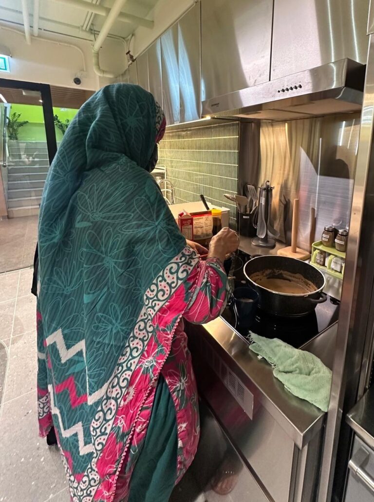 WhatsApp Image 2025-11-04 at 18.49.00